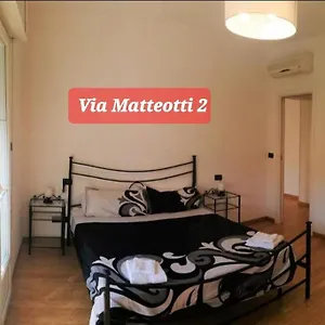 Apartamento Via Matteotti & Via Carracci Bolonia