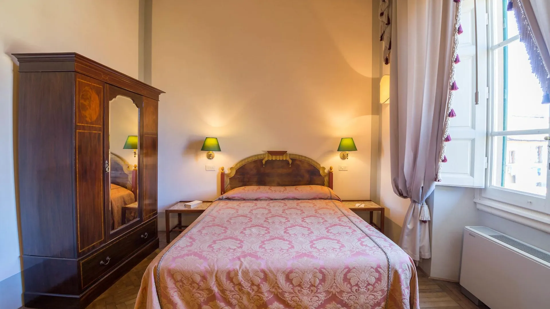 Loggiato Dei Serviti Florence 3*,  Italie