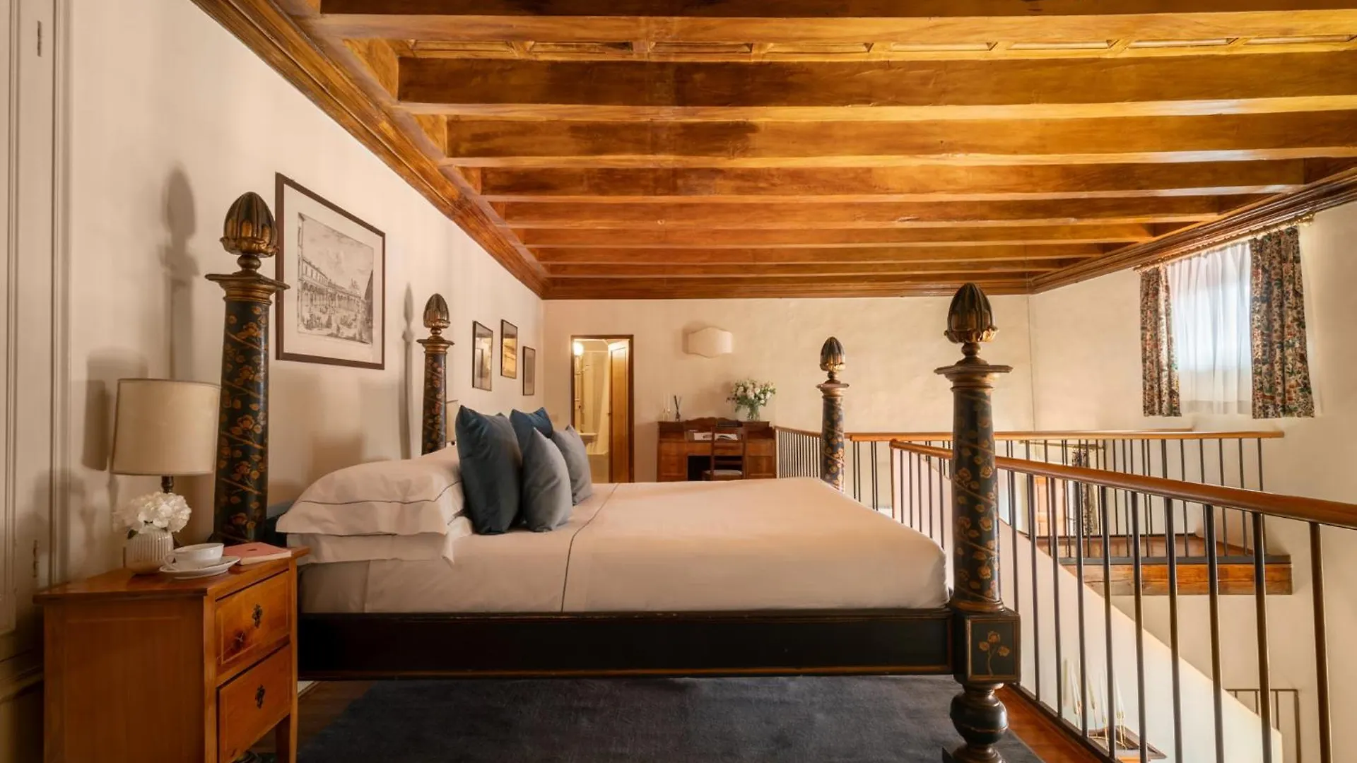 Loggiato Dei Serviti Florence Hotel