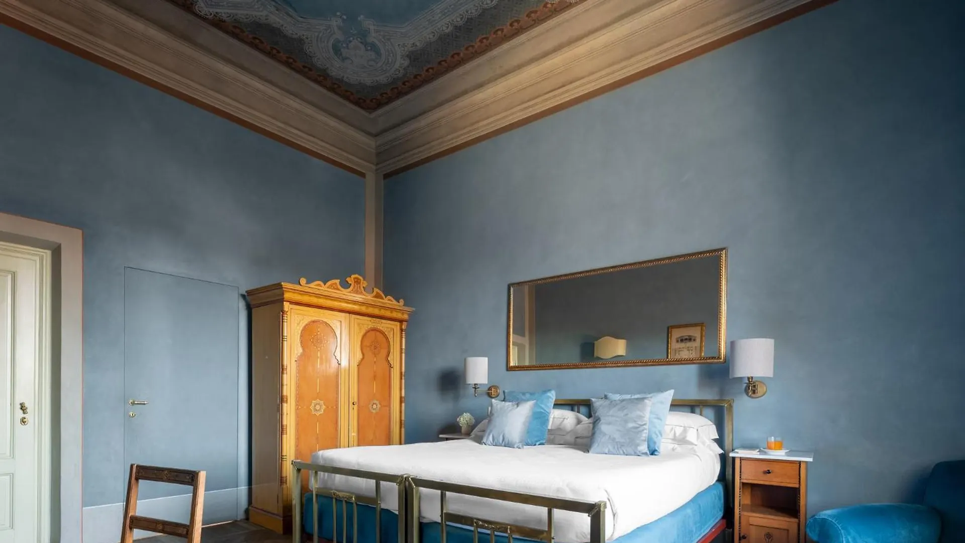 *** Hotel Loggiato Dei Serviti Florence Italy
