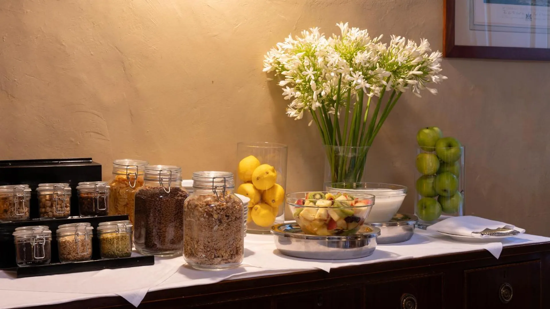 *** Hotel Loggiato Dei Serviti Florence Italy